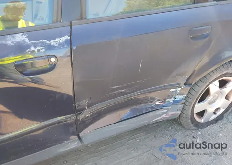 2002 Audi A4 1.8T z USA, uszkodzony, nr VIN WAULC68E12A176251